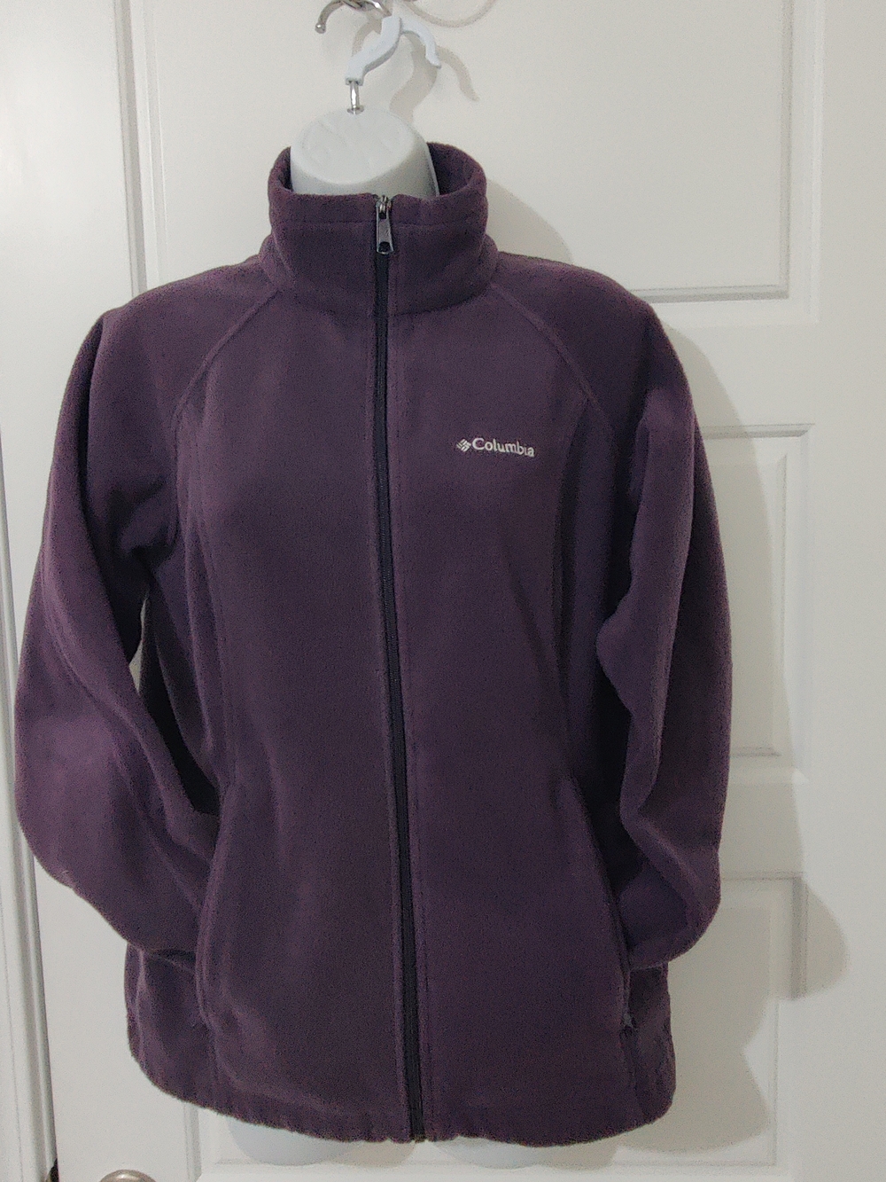 Columbia Women’s Purple Full-Zip Fleece Jacket - Picture 3 of 6